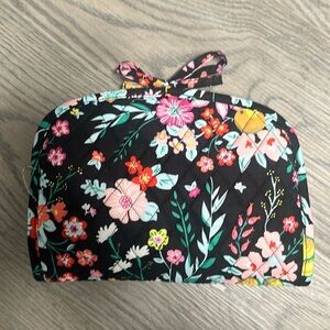 Vera Bradley Medium Travel Organizer